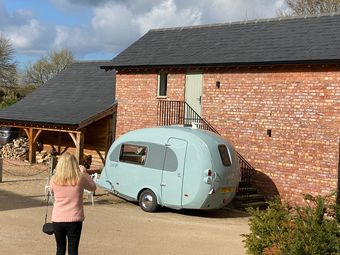 Barefoot Caravans visits Norseman Farm